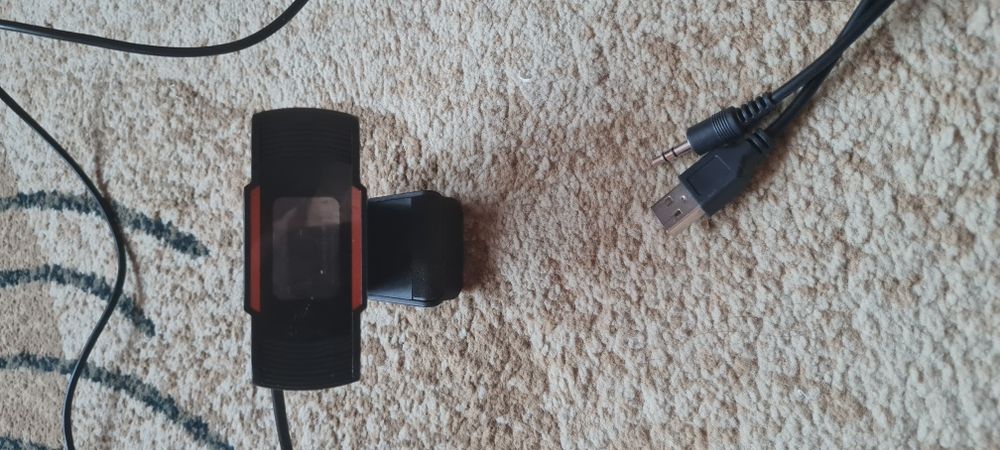 Продам веб камеру