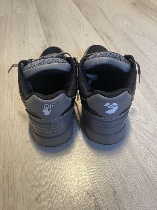 Обувки off-white