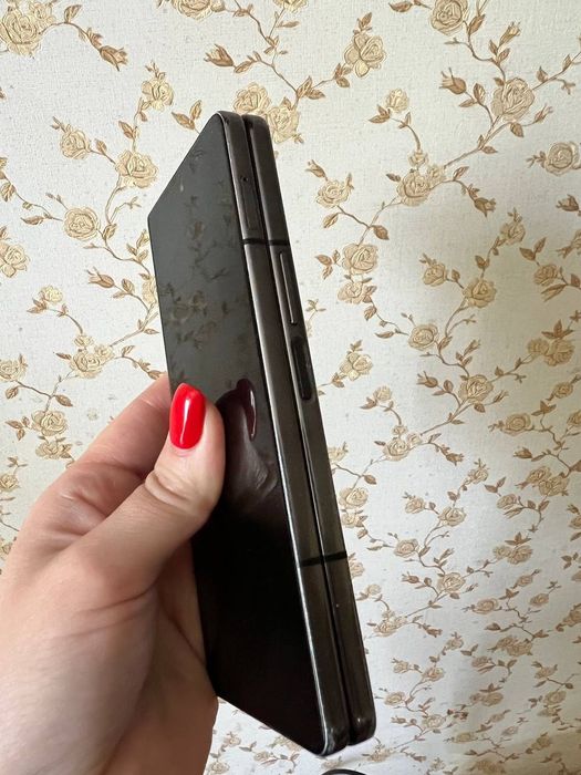 Galaxy Z fold 4 512gb