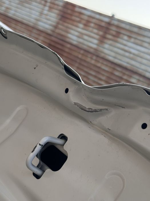 Оригинал капот камри 50