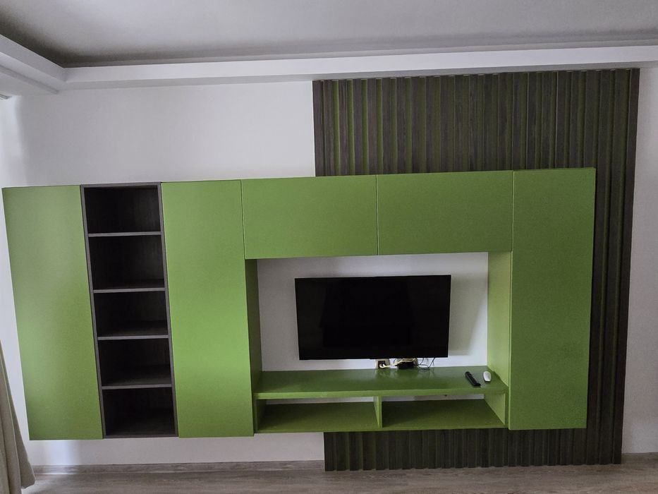 Vand urgent !!!MOBILĂ Living , Canapea + Dormitor + masa de bucatarie cu 6 scaune