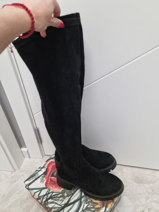 Дамски велурени ботуши