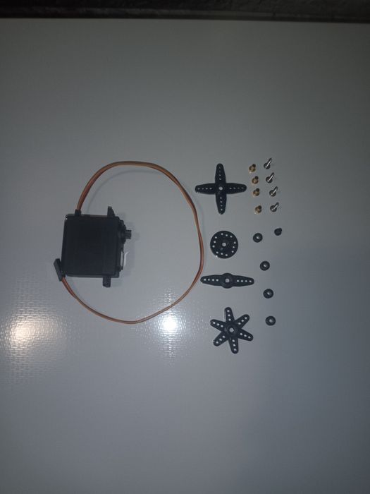Серво механизъм tower pro mg995