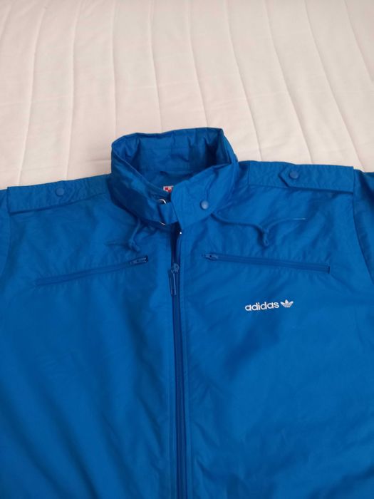 Ветрово яке със защита от дъждове.  ADIDAS