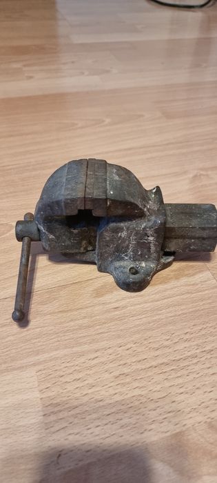 Българско шлосерско менгеме