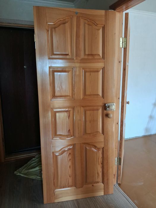Продам дверь входную