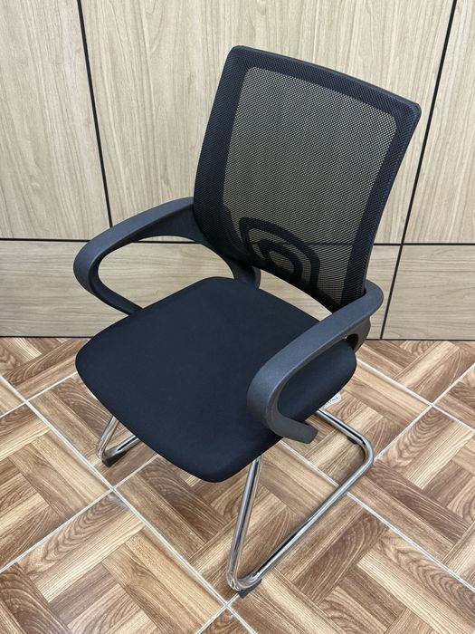 Stul kreslo Dafna mebel orginal visitor model ofis va uy uchun мабел