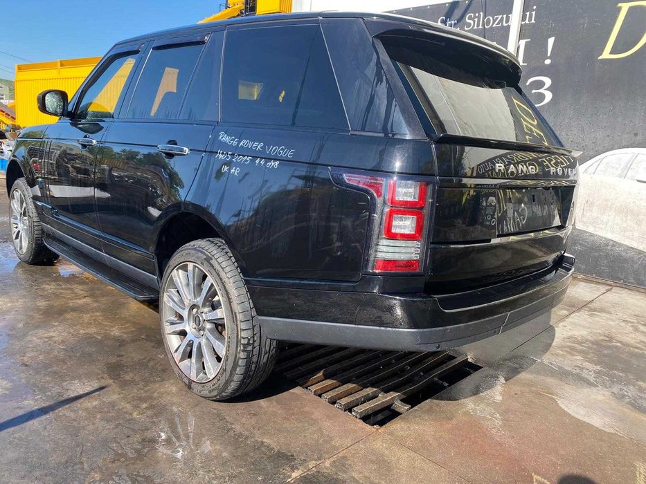 dezmembrez Range Rover L405 4.4 TDV8/capota L405/usa fata L405/ prag