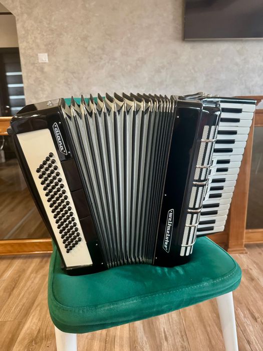 Acordeon Weltmeister Diana 80 bași