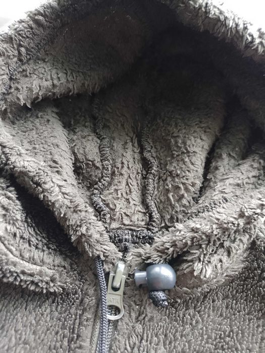 Дебел поларен космонавт за около 2 г. дете