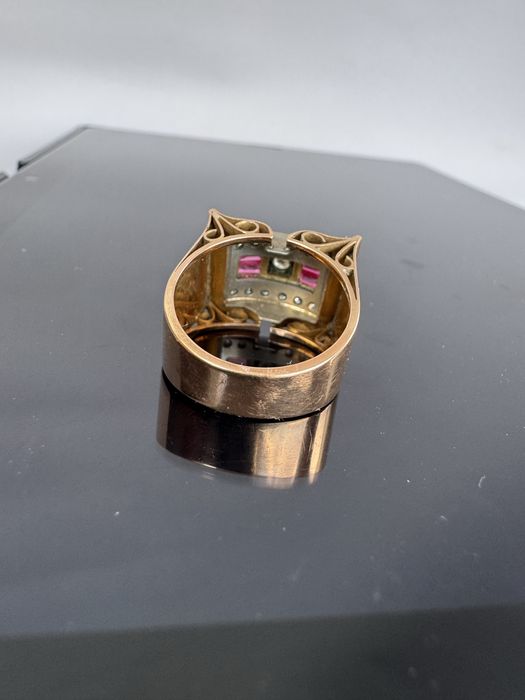Inel din aur 18 k, rubine si diamante