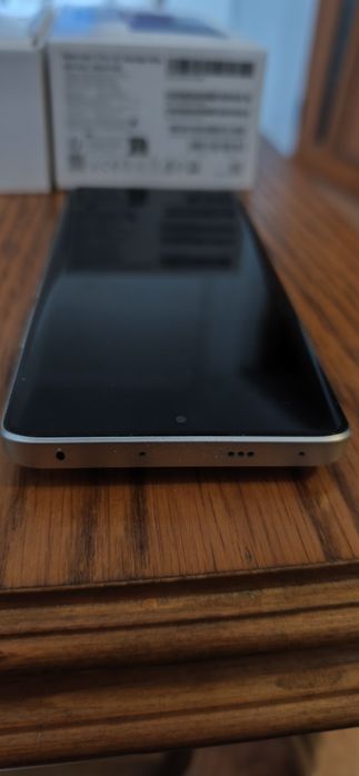 Redmi note 13pro+ 5g 8 ram 256gb