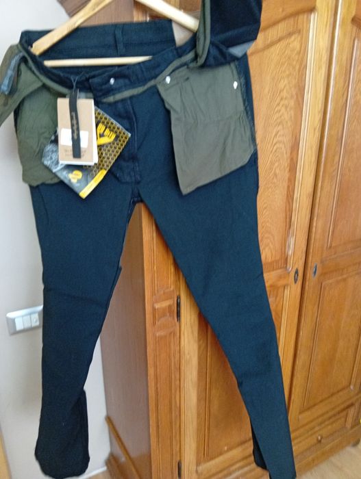Pantaloni pro moto profesionali
