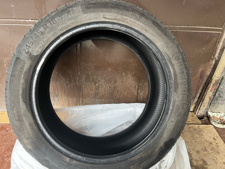 Два броя летни гуми 245 45 18