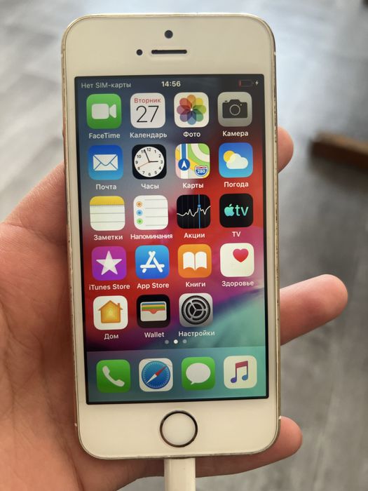 Айфон 5s в идеальном состаяни успейте купить