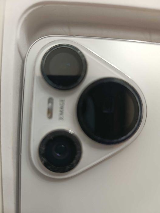 Телефон Huawei pura 70