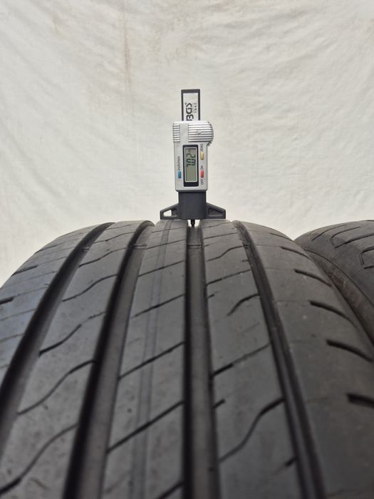 2бр 215 55 17 Goodyear летни - 21г