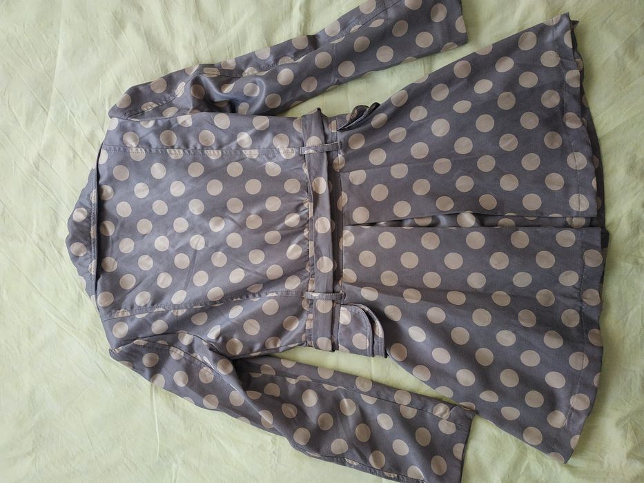 Geaca damă tip rochie cu buline crem, Atmosphere, Nr 36-38, gri-crem