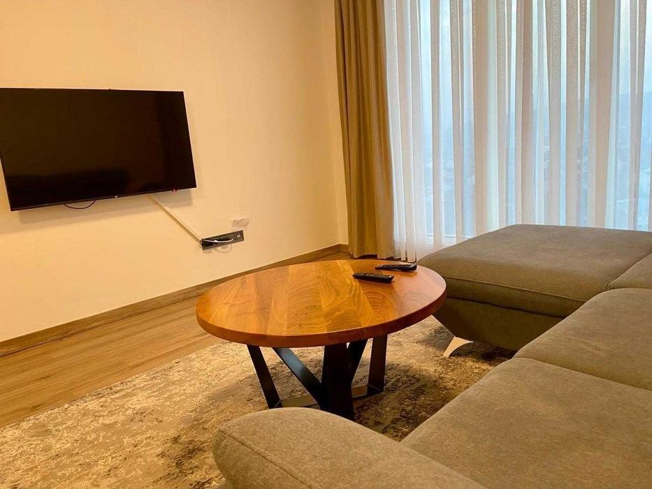 Дава се под наем Двустаен апартамент в Бургас, Център - 65 кв.м за 280.5 € - Снимка #5