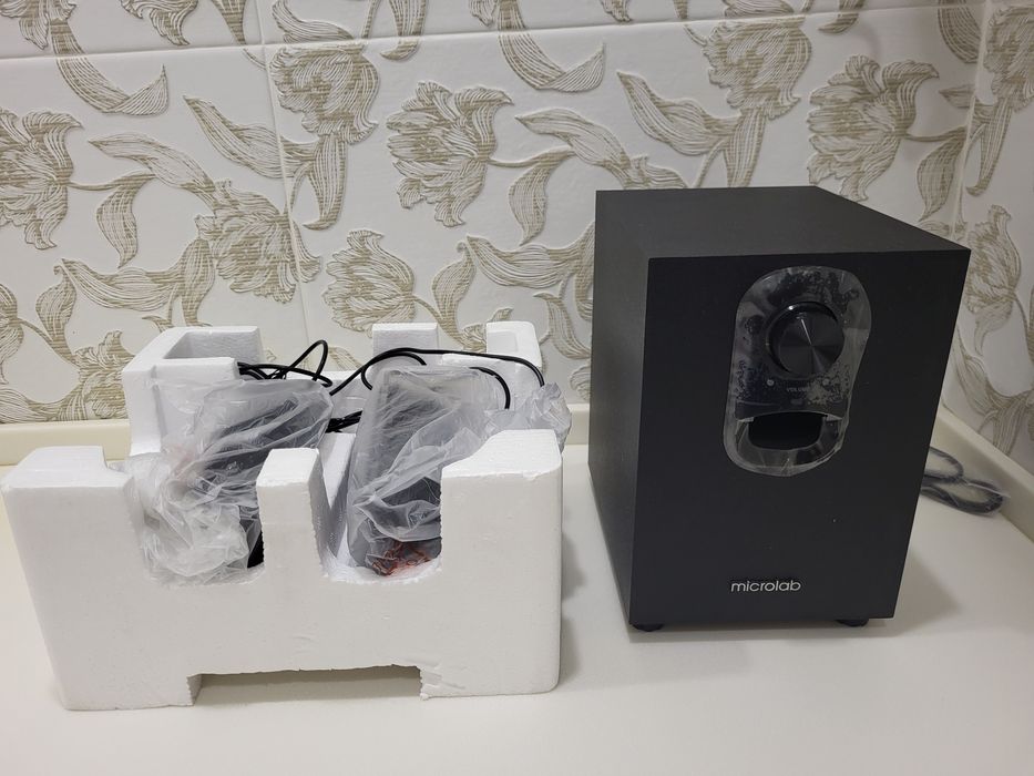 Колонки Mikrolab