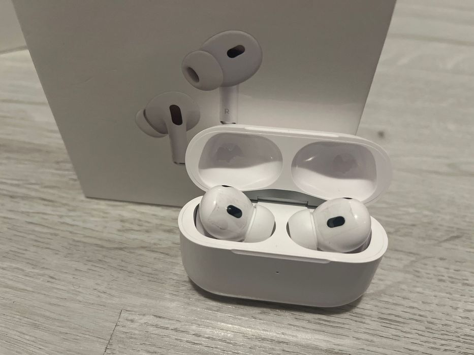 Vând AirPod pro 2