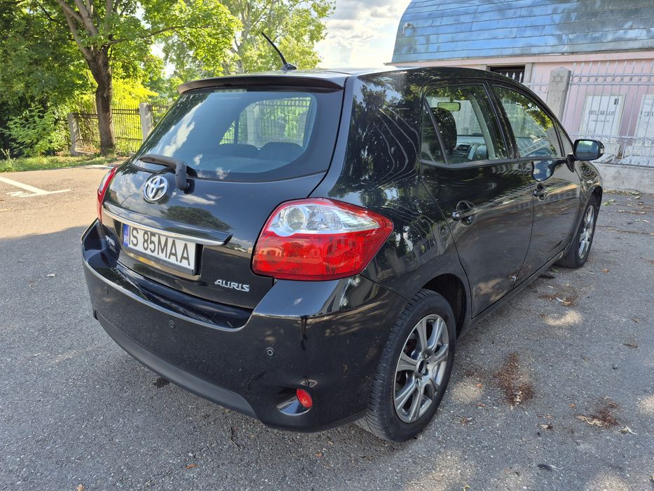 TOYOTA Auris 2010 — imagine 3