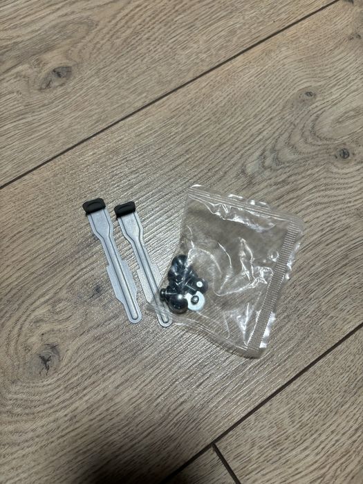 Продам магнитофон Kenwood KMM-BT306