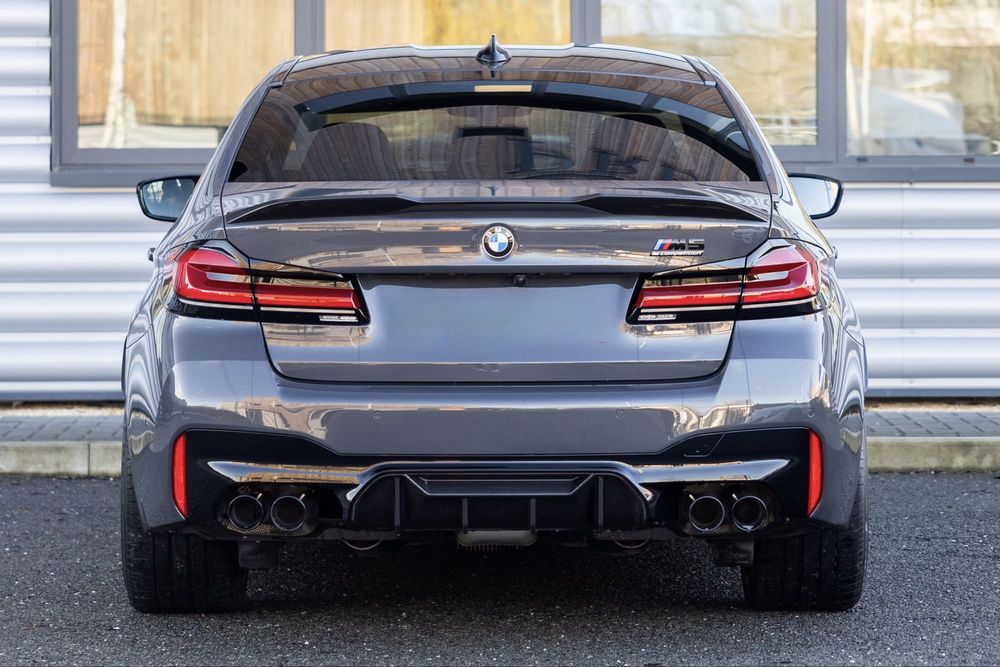 Бмв Г30 Г31 Оребрен Дифузьор / Добавка за задна броня BMW G30 G31