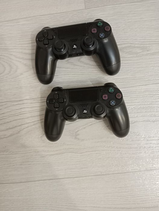 Продам Playstation 4 slim на 1 терабайт