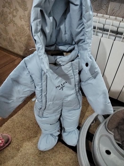 Продам детский зимний комбинезон
