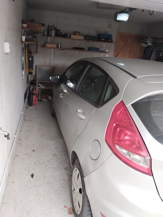 Vând Ford Fiesta 2012 inmatriculat