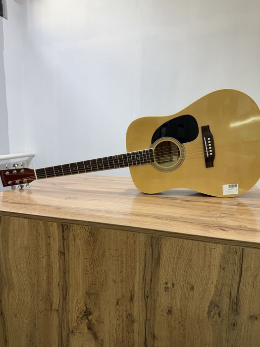 Гитара Levinson La-4100