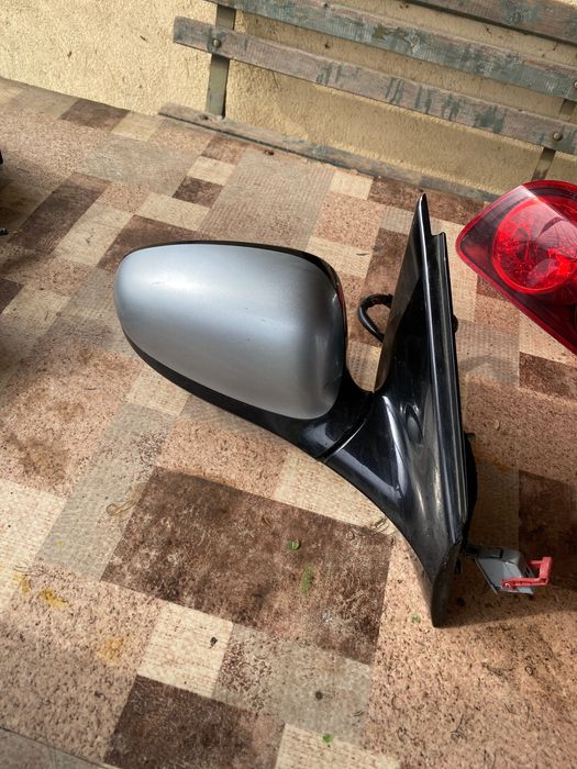 Огледало дясно за фиат крома