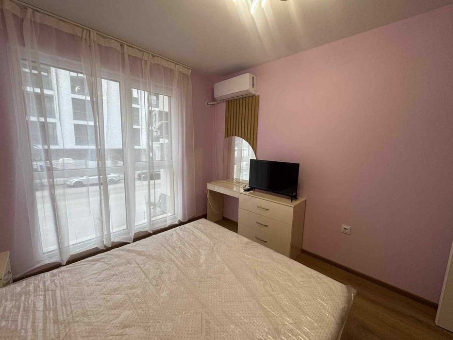 Двустаен имот в кв.Малинова долина