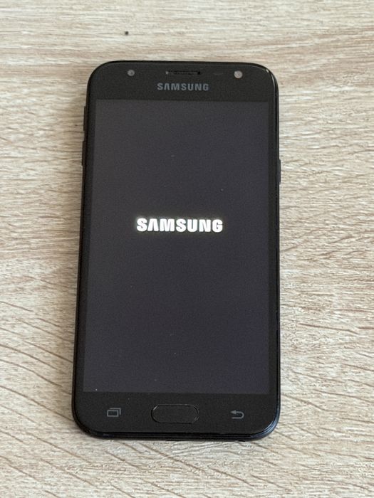 Samsung Galaxy J3 2017 codat pe vodafone