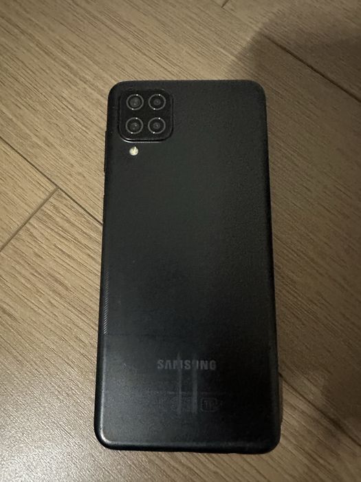 Продам самсунг галакси а12