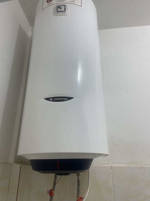 Водонагреватель Аристон 80 литров