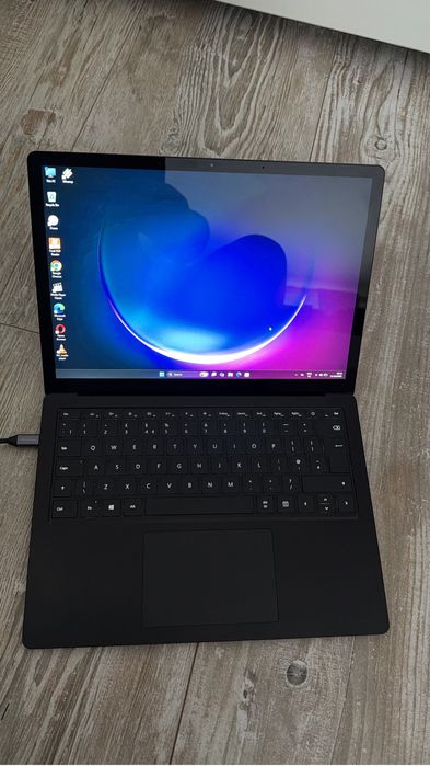 Laptop Microsoft laptop 4