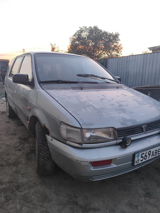 Mitsubishi space wagon 1.8