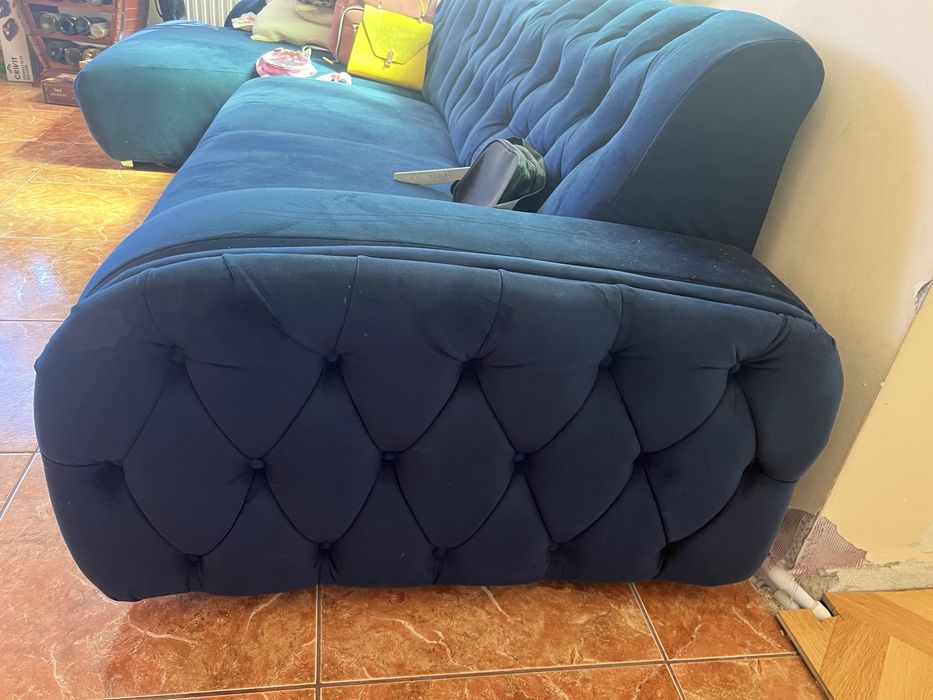 Coltar Chesterfield și fotolii