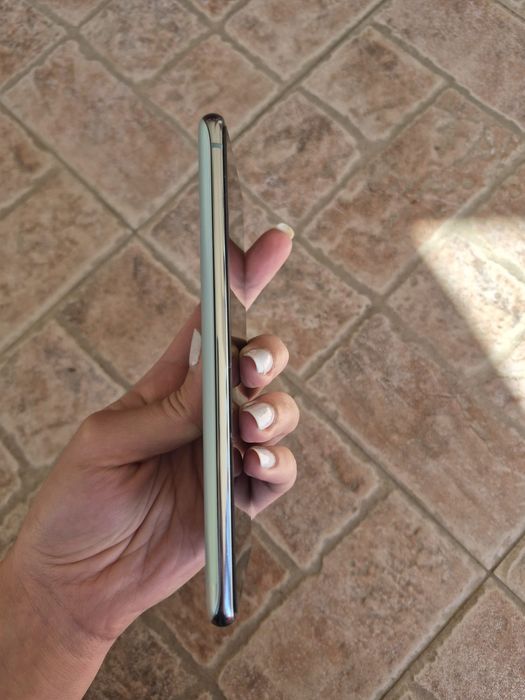 Vând Samsung S20 FE  (2020)