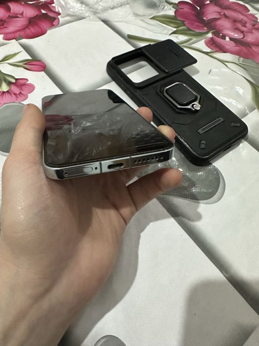 Iphone 14 pro 128gb. Xiaomi 14 512gb