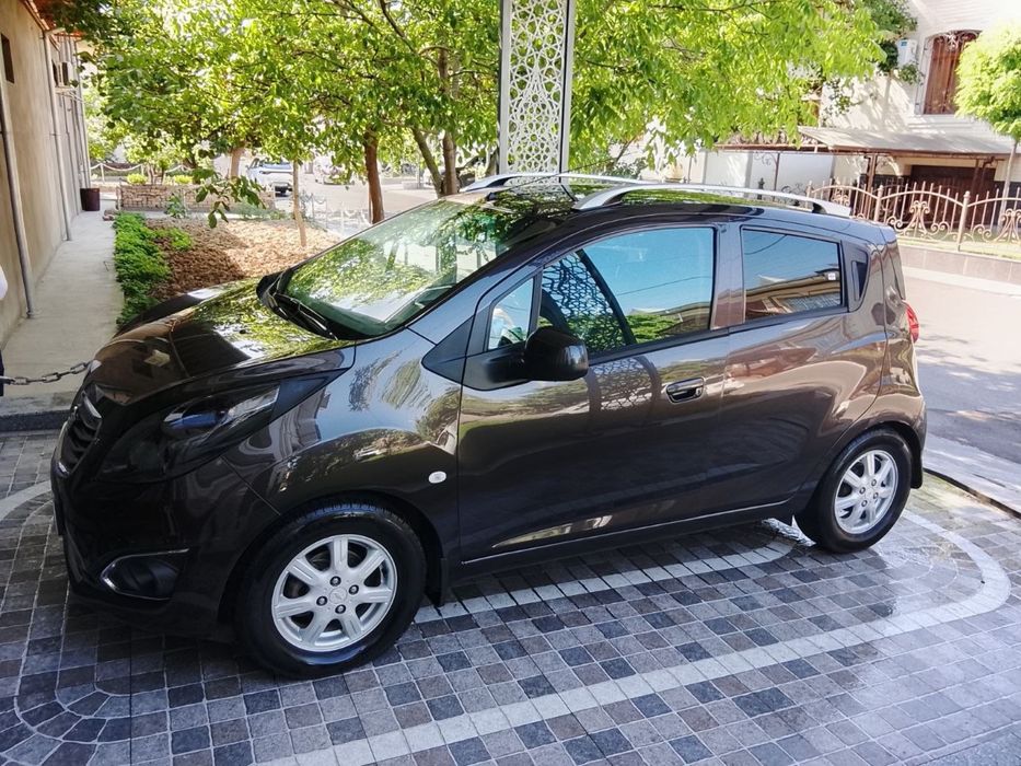 Chevrolet Spark 2017 — 2