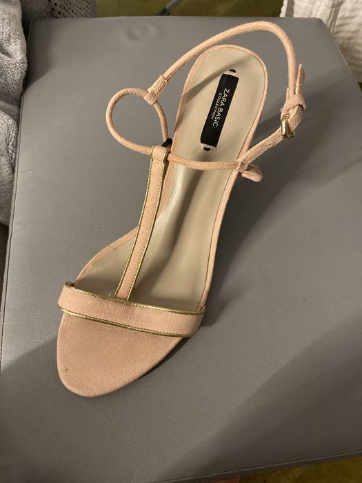 Sandale.noi ZARA - MARKS and SPENCER cu eticheta  39 / 40