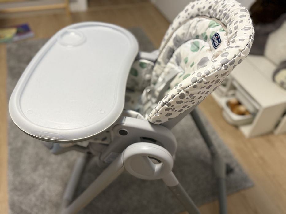 Scaun de masa Chicco, potrivit de la 0 luni pana la 3 ani