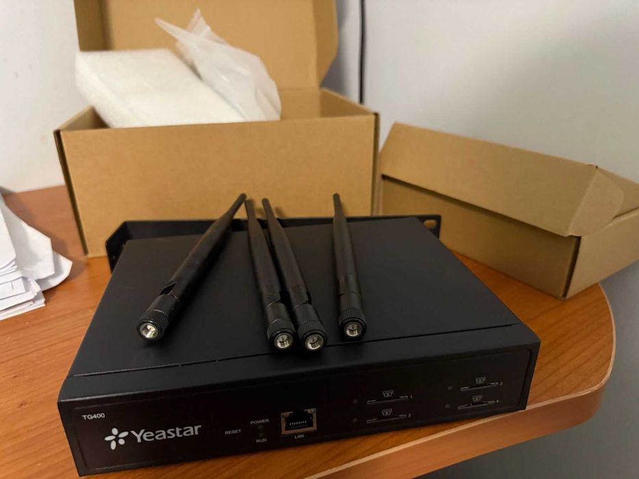 Yeastar TG400 TG400L gateway/controller/шлюз 100 Mbit/s GSM WCDMA 4G