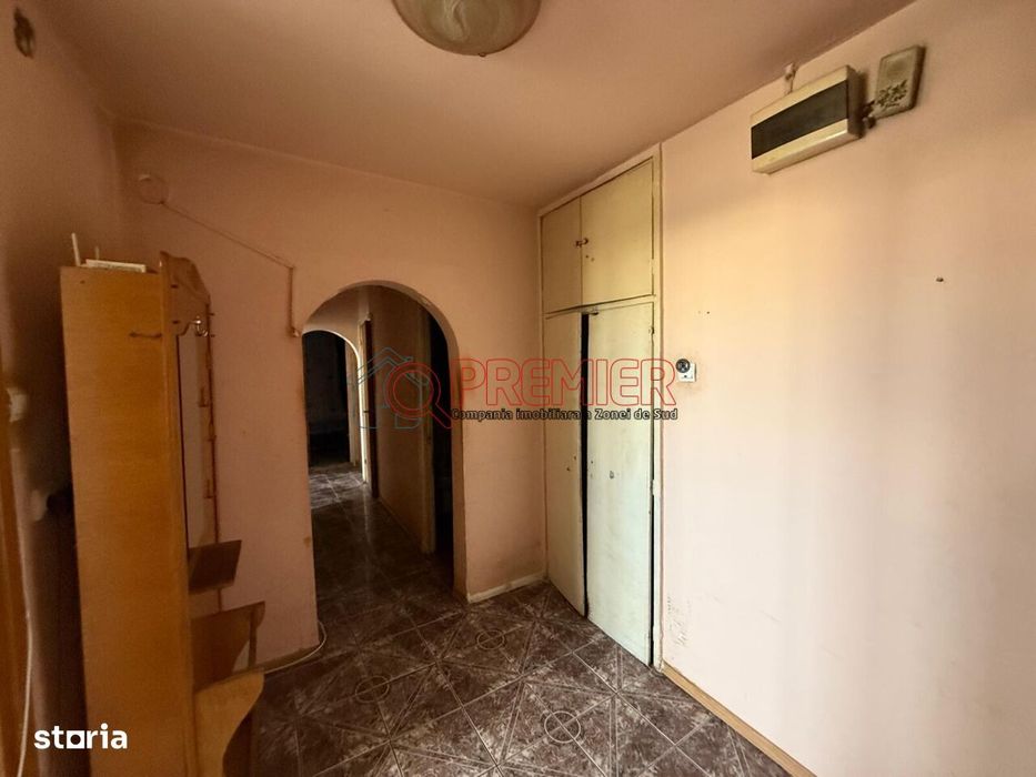 3 Camere Decomandat | 200m Metrou Apărătorii Patriei | 0% Comision