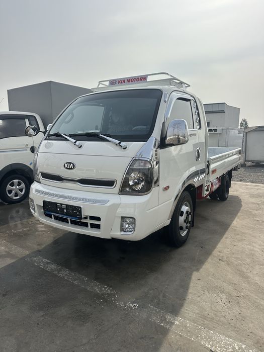 Sotiladi kia bongo 1.2 ton