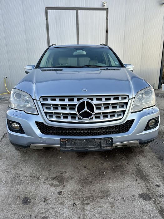 На ЧАСТИ FACE Mercedes-Benz Ml 350 CDI bluetec W164 2009г