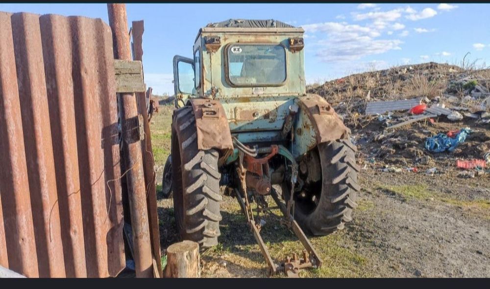 Продам трактор т40